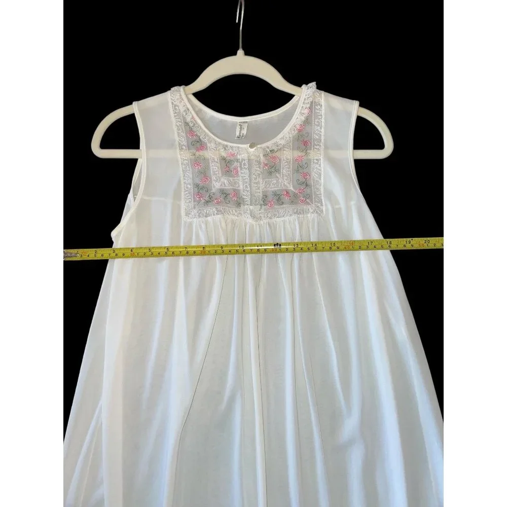 Vintage Komar Nightgown - Picture 7 of 9